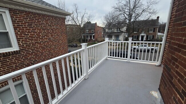 4418 Cutshaw Ave Unit 2