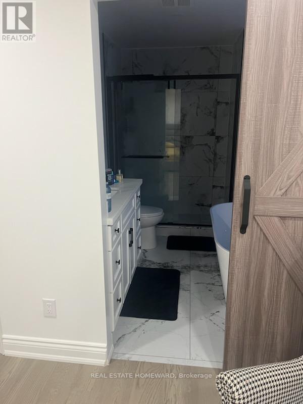 Photo - 932 Elgin St