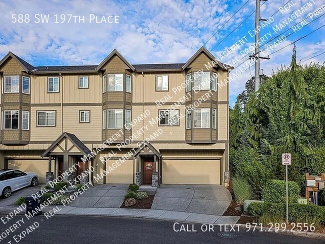 Building Photo - 588 SW 197th Pl Rental