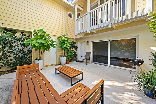 Photo - 120 Seabreeze Cir