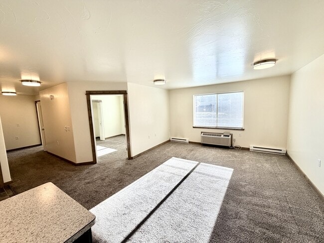 Photo - 901 Gibbon St