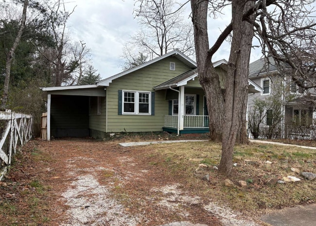 Photo - 25 Walton St