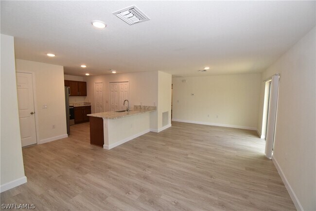 Photo - 1791 Pierpoint St