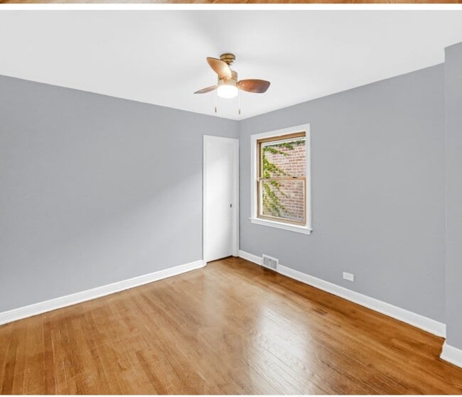 Photo - 8931 S Bennett Ave