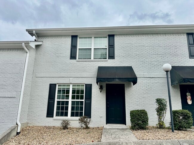 Photo - 1114 Maple Tree Ln Unit 1114 Maple Tree