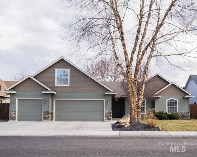 Photo - 218 S Parkinson Pl