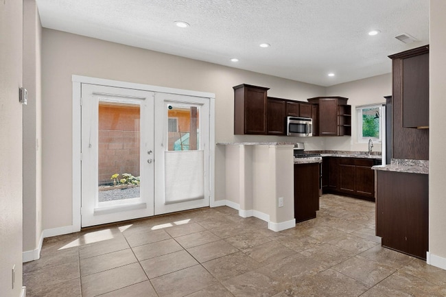 Photo - 5277 Via del Cielo Ln