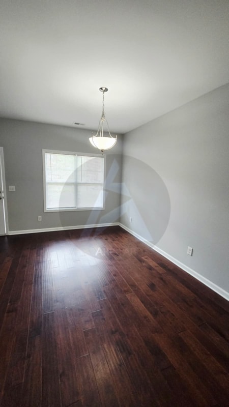 Photo - 208 Persian Ivy Way