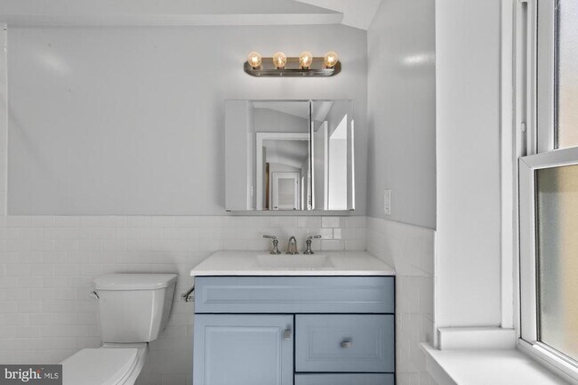 Photo - 541 N Orianna St Unidad 2B