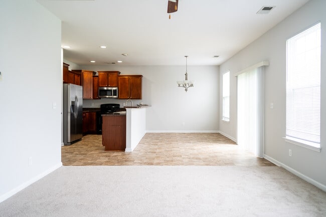 Photo - 237 Medford Dr