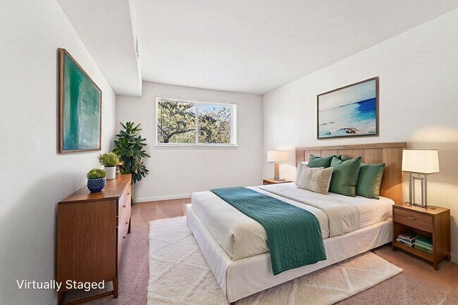 1BR, 1BA - 692SF - Bedroom - Foxborough Estates