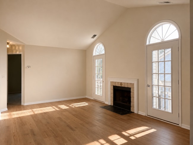 Vaulted Ceilings Great Room - 1228 Tennyson Ln