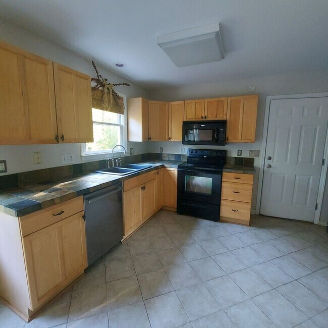 Photo - 1230 Briardale Rd