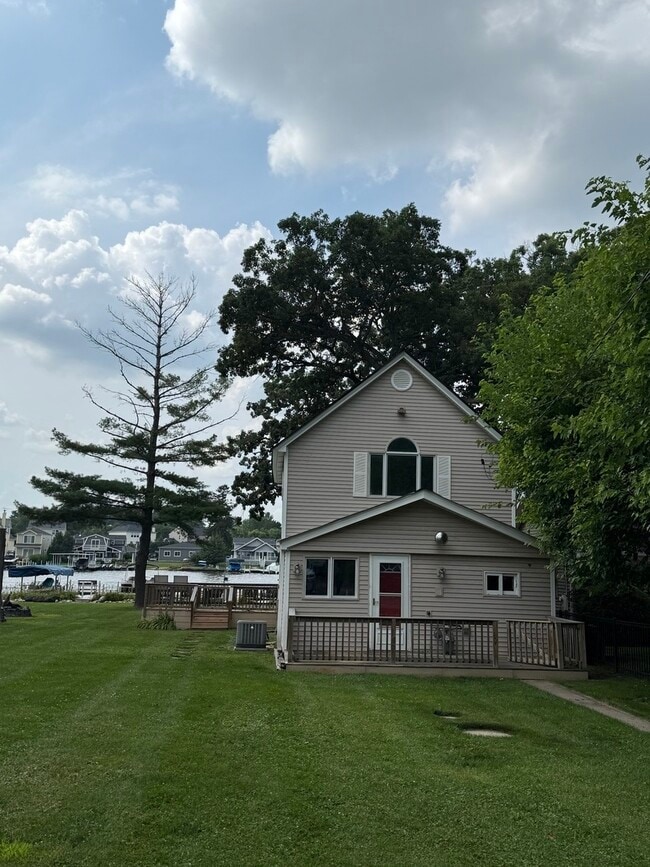 Building Photo - 1809 N Woodlawn Park Ave Rental