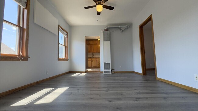 3340 S Parnell Ave Unit 2R