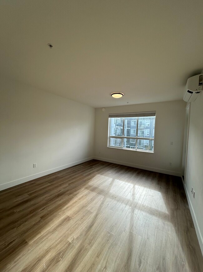 Photo - 2180 Kelly Av Unit 2507