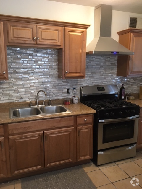 Building Photo - 1508 W Orange Avenue Rental