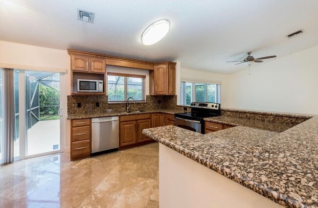 Building Photo - 5514 NW 41st Ter Rental
