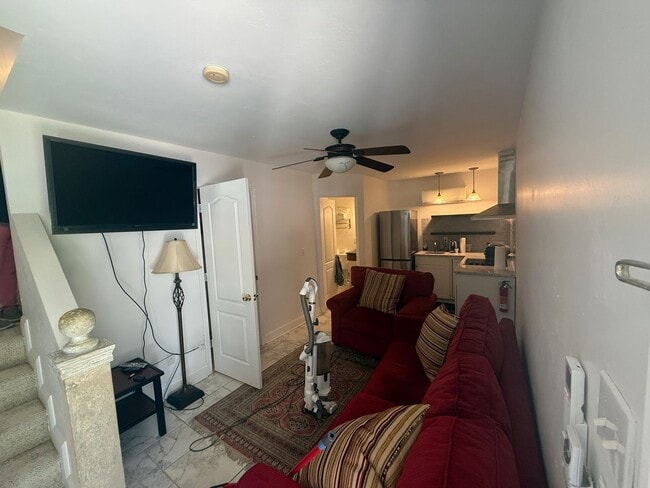 Photo - 1523 Grape St Unit B (Carriage House)