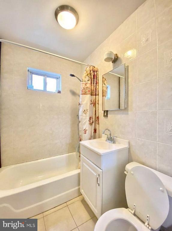 Photo - 1625 Page St