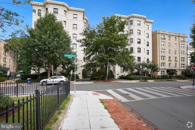 Building Photo - 2205 California St NW Unit 301 Rental