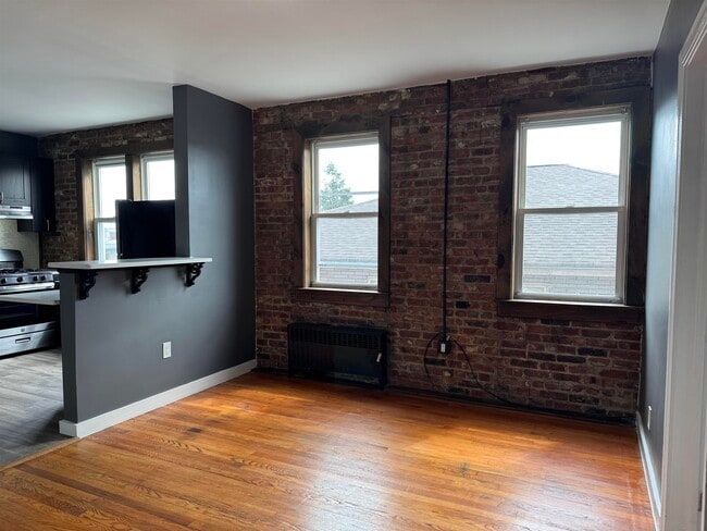Photo - 7880-80 Carmer Ave Unit 4