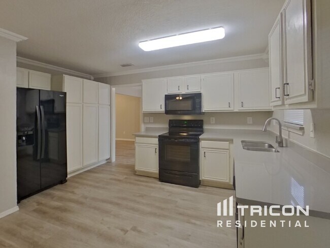 Photo - 6729 Daffodil Ct