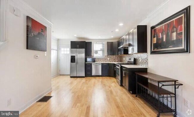 Building Photo - 1347 S 20th St Rental