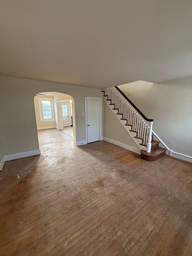 Photo - Cute 3 bedroom 1 bathroom in Lawncrest