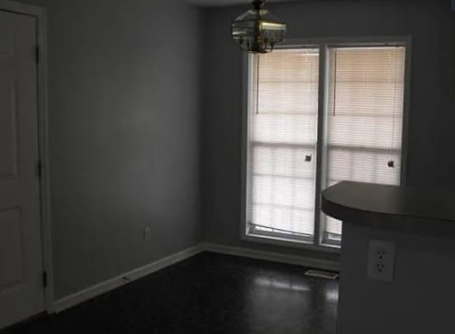 Photo - NEW LISTING!!!!!