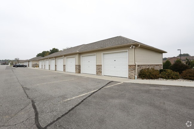 Briarwood Apartments and Villas