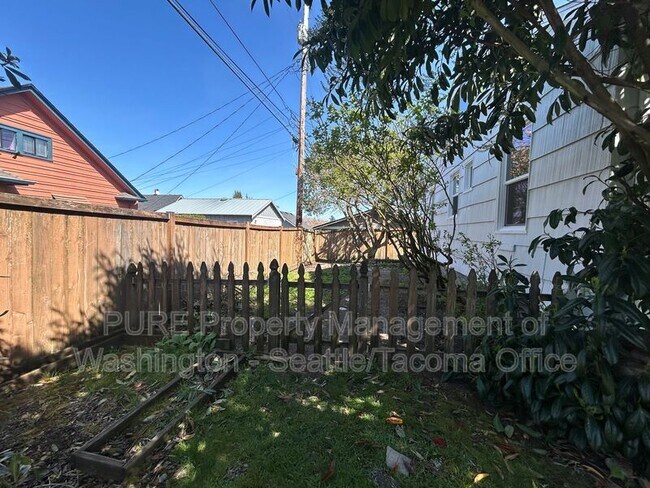 Photo - 1013 S Lawrence St