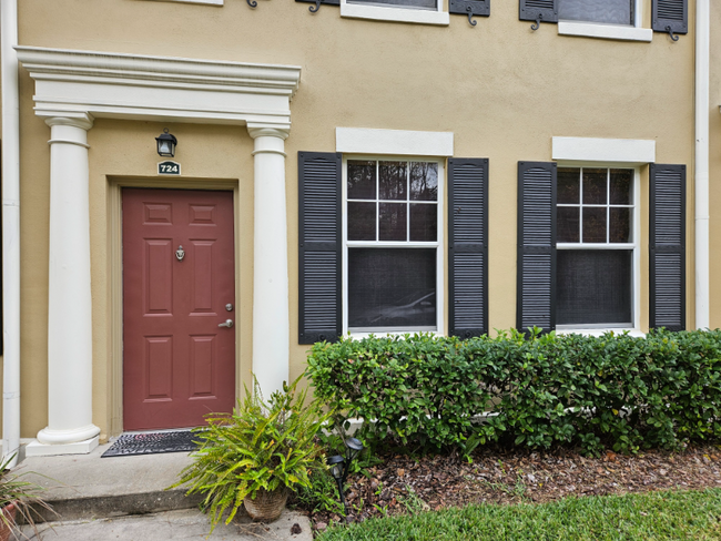 Photo - 724 Centervale Dr Townhome