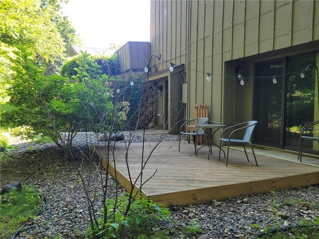 Photo - 1859 Yuma Ln N