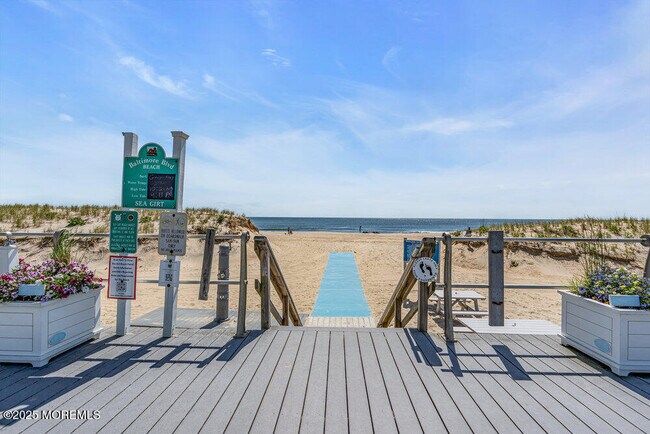 Photo - 8 Baltimore Blvd