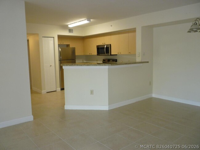 Photo - 4211 San Marino Blvd Unit 201