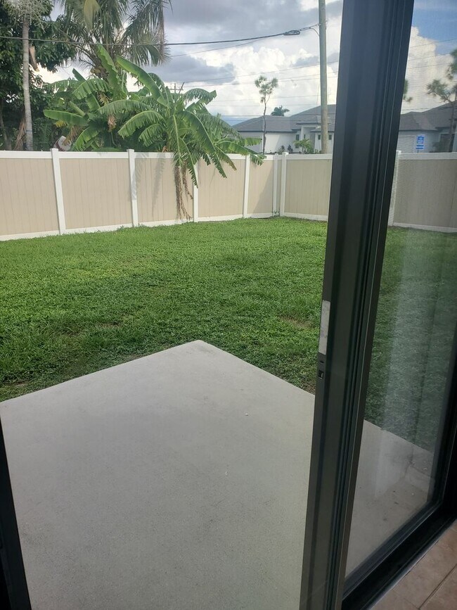 Photo - 3935 Chiquita Blvd S Unit Left Side