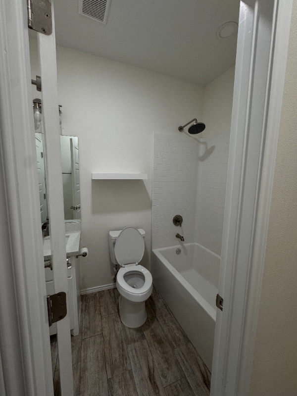 Photo - 2214 E Valley Cir Unit Apt B