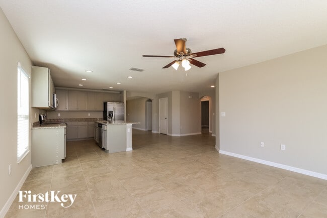 Photo - 321 S Haven Ct