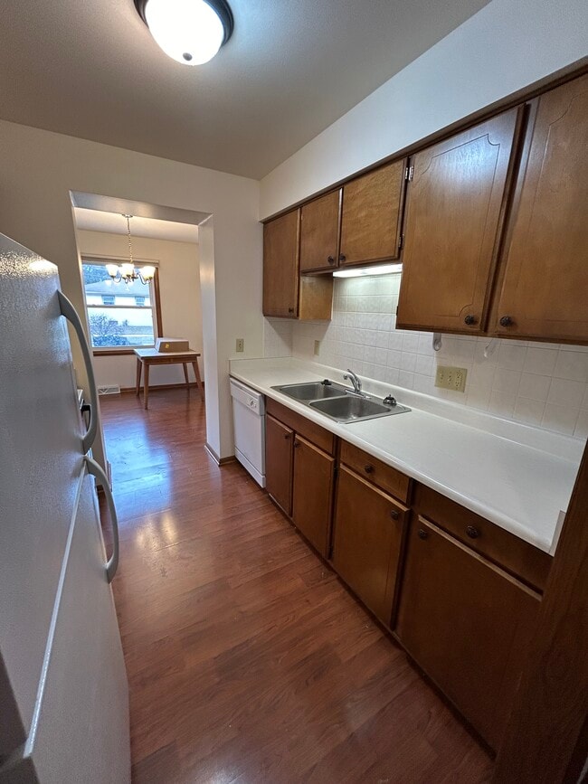 Building Photo - 2917 Todd Dr Rental