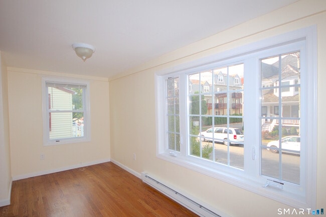 Photo - 49 Pleasant St Unit 1