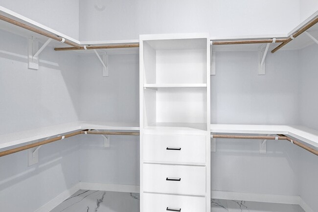 Photo - 90 Burress St