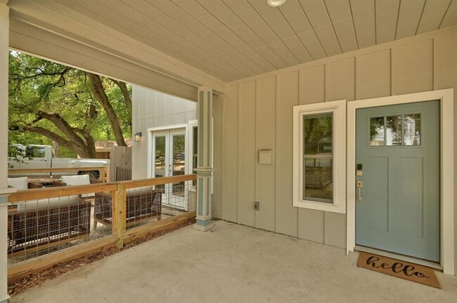 Building Photo - 2004 Winsted Ln