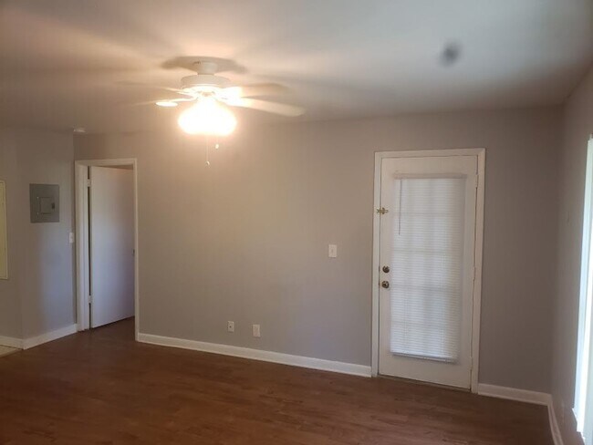 Photo - 1 BED 1 BATH IN THE HEART OF SUNRISE