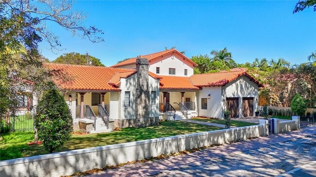 Photo - 519 Alhambra Cir