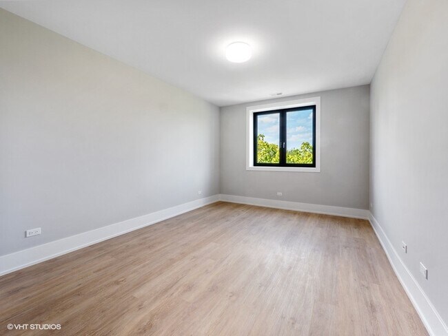 Photo - Clark Apartments