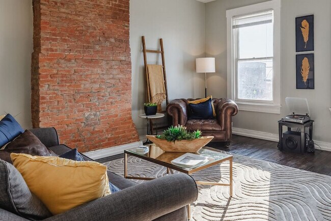 Photo - 1614 Mansfield St Unit ID1056018P