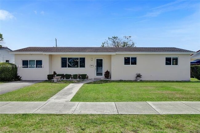 Building Photo - 5811 SW 95th Ct Rental