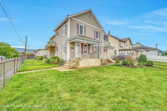 Photo - 443 14th Ave