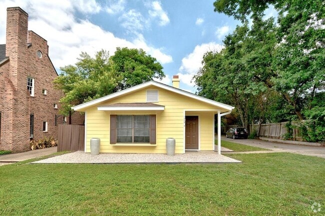 Building Photo - 1506 Pease Rd Rental